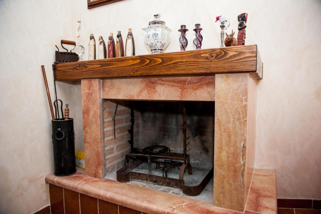Casa Vacanza La Piazza Orvinio Екстериор снимка