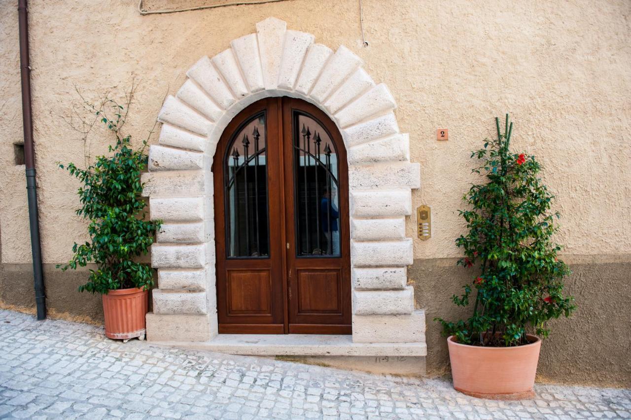 Casa Vacanza La Piazza Orvinio Екстериор снимка